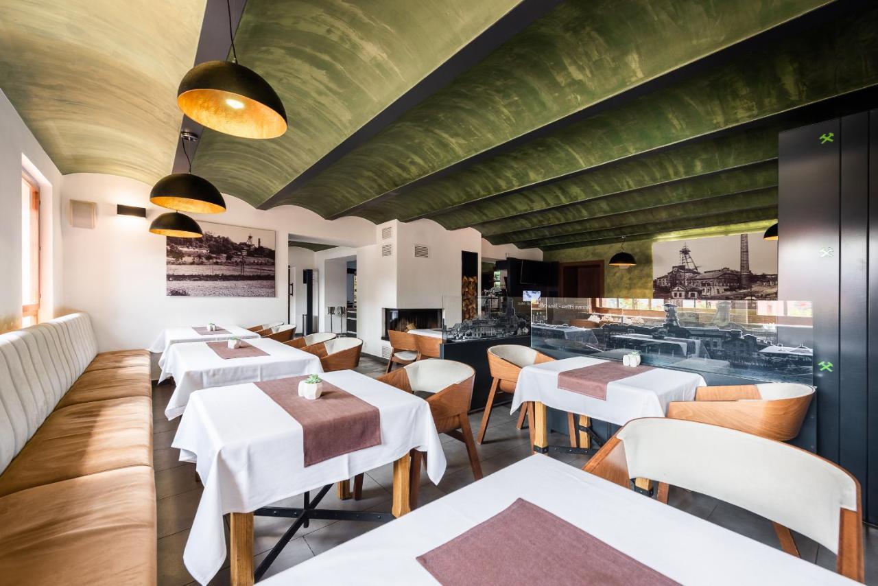 אוסטרבה Jan Maria Hotel & Restaurant מראה חיצוני תמונה
